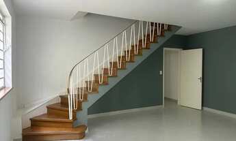 Imagem 5: Sobrado para aluguel possui 320 metros quadrados com 10 quartos