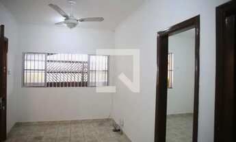 Imagem 4: Casa para Aluguel - Boqueirão, 2 Quartos, 220 m2