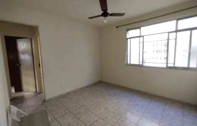 Imagem 2: Apartamento para venda com 45 metros quadrados com 2 quartos em Vila Valqueire - Rio de Ja