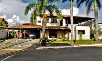 Imagem 2: Samuel Pereira oferece: Casa 4 Suítes com Piscina em Condomínio Fechado