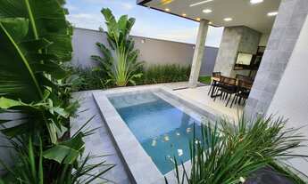 Imagem: Casa mobiliada com 185m em Eusébio- Ceará