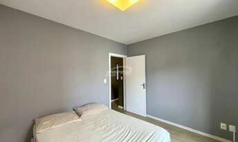 Imagem 6: Apartamento de 01 dormitório, totalmente mobiliado e equipado, com sala de estar com sacad