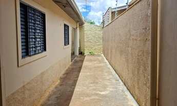 Imagem 5: Casa disponível para locação particular em Barretos. Contato pelo telefone