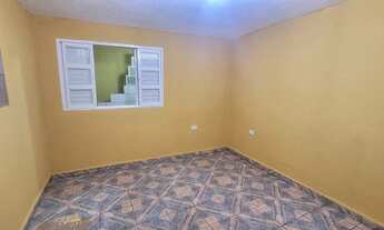 Imagem 6: Alugo Quarto e Cozinha com Quintal para Casal sem Filhos