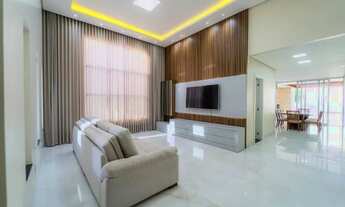 Imagem 3: CABV-3 SUÍTES AMPLAS-ÁREA ÚTIL 300m²-PISCINA-PORTEIRA FECHADA-ACEITA FINANCIANENTO E FGTS