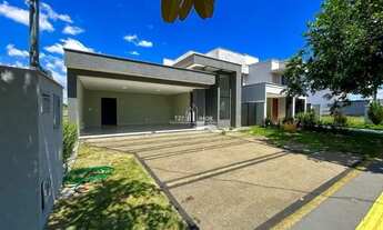 Imagem 3: Excelente casa térrea com 3 suítes Sendo uma master com Armários