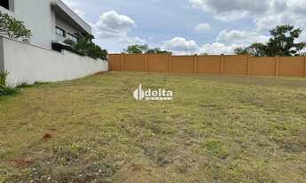 Imagem 5: Terreno disponível para venda no bairro Granja Marileusa em Uberlândia - MG