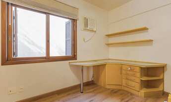 Imagem 6: Apartamento 3 quartos duas vagas no Petrópolis !