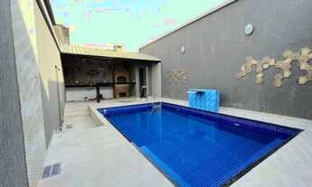 Imagem: Sobreposta com Piscina e Churrasqueira em