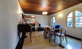 Imagem 2: Casa em Rua Eunice Weaver - Seminário - Curitiba/PR