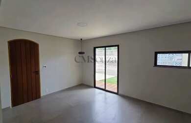 Imagem 7: Casa recém-reformada para venda e locação 160m², 3 quartos (1 suíte), lazer com piscina