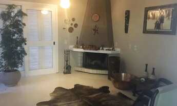 Imagem 5: Casa em Rua Maestro Salvador Campanella - Jardim Itu - Porto Alegre/RS