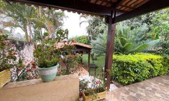 Imagem 4: Alugo 3 quartos.