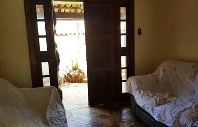 Imagem 3: Casa com 3 Quartos e 2 banheiros à Venda em Curvelo