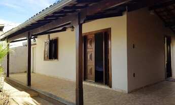 Imagem 4: Casa com 3 Quartos e 2 banheiros à Venda em Curvelo