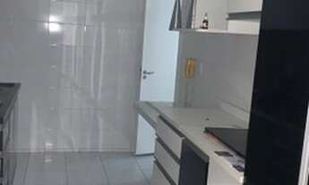 Imagem 7: Flamboyant com área externa