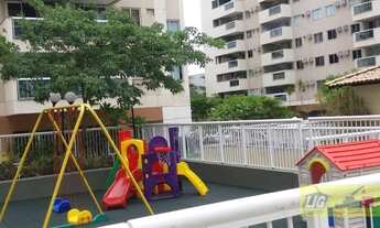 Imagem 2: Apartamento com 2 dormitórios à venda, 67 m² por R$ 400.000,00 - Camorim - Rio de Janeiro