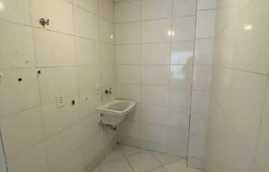 Imagem 7: VENDO LINDA CASA DUPLEX EM ÁREA NOBRE DE VARGEM GRANDE COM RGI