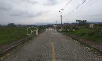 Imagem 2: Lote a venda de 440m² próximo ao Horto Florestal no Centro de Porto Real