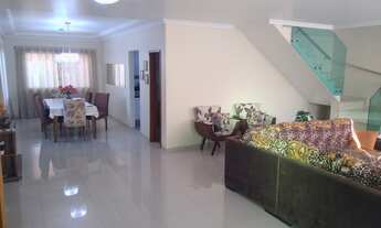 Imagem 4: Linda Mansão 4Q com Quintal (360 m²) em Condomínio de Alto Padrão