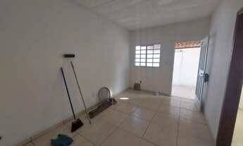 Imagem 5: Excelente casa individual com 03 quartos