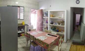 Imagem 4: CASA À VENDA COM 3 DORMITÓRIOS, JARDIM ARUAN, CARAGUATATUBA/SP