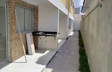 Imagem 4: Duplex com 3 quartos no janga a 200 metros do mar. Cond Fechado com Piscina