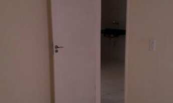 Imagem 5: Apartamento com 2 dormitórios para alugar, 45 m² por R$ 550,00/mês - Barroso - Fortaleza/C