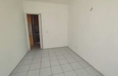 Imagem 2: Apartamento para venda tem 60 m², 2 quartos em Carlito Pamplona - Fortaleza - Ceará