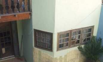 Imagem 3: Casa com Piscina e Churrasqueira