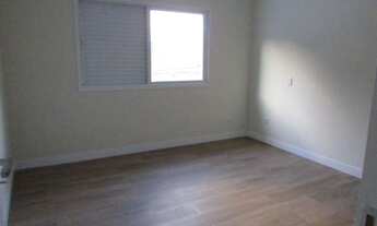 Imagem 8: Maravilhoso sobrado novo com piscina e privacidade