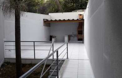 Imagem 2: Sobrado para venda tem 275 metros quadrados com 3 quartos em Parque das Nações - Santo And