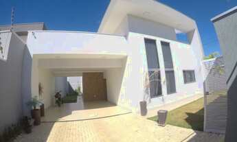 Imagem 2: Casa localizada no bairro Luciana