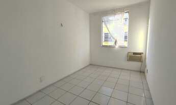 Imagem 3: Apartamento para venda tem 60 m², 2 quartos em Carlito Pamplona - Fortaleza - Ceará