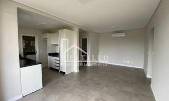 Imagem 2: FLORIANÓPOLIS - Apartamento Padrão - JURERÊ