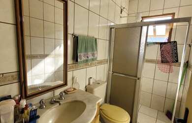 Imagem 2: Casa para venda tem 169 metros quadrados com 3 quartos em Centro - Cidreira - RS