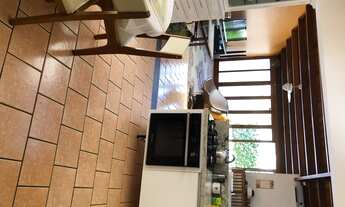 Imagem 7: Casa para venda possui 268 metros quadrados com 3 quartos, piscina