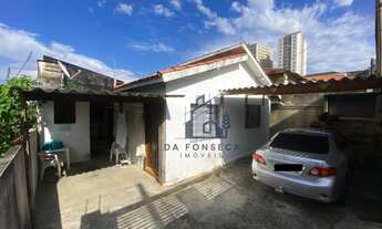 Imagem 3: Terreno de 300 m com 3 casas