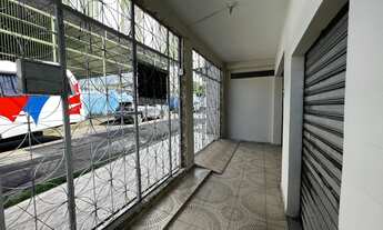 Imagem 2: Casa para venda com 336 metros quadrados com 4 quartos em Villa da Prata