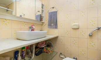 Imagem 7: Apartamento para venda tem 63 metros quadrados com 2 quartos em Bela Vista - Porto Alegre