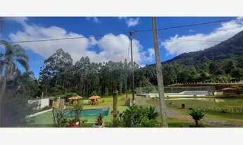 Imagem 3: Linda chácara na beira do asfalto, com piscina, casa boa e pomar!