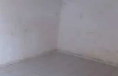 Imagem 3: Vendo ou troco Casa com 2 dormitórios