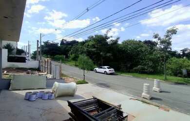 Imagem 3: Casa nova em condomínio fechado 3 suites, escritório e piscina - Pronta para morar