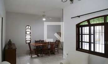 Imagem 4: Casa para Aluguel - Vilamar, 3 Quartos, 200 m2