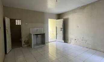 Imagem 3: Casa para venda possui 70 metros quadrados com 2 quartos em Liberdade - Salvador - BA