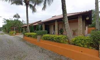 Imagem: Ampla casa na mais bela praia do sul da