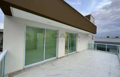 Imagem 3: SHCasa de condomínio para venda possui 256 metros quadrados com 4 quartos