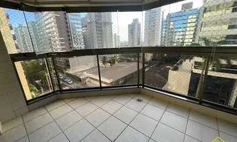 Imagem 2: 4qts/suíte, 2 vagas de garagem, todo com armários, 1 quadra do mar na Praia da Costa Cód