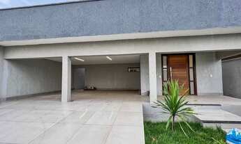 Imagem: Casa de Alto Padrão com 3 suítes em Setor