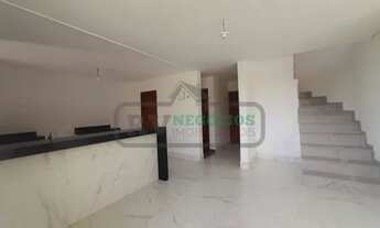 Imagem 3: )(- EXCELENTE Casa duplex com 3 quartos e quintal espaçoso em Lourdes